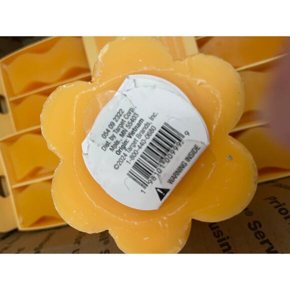 Bundle (7-2 pack) Wizard Gold 10” Wavy Taper Candles & 1- Floral Shaped - Picture 3 of 5